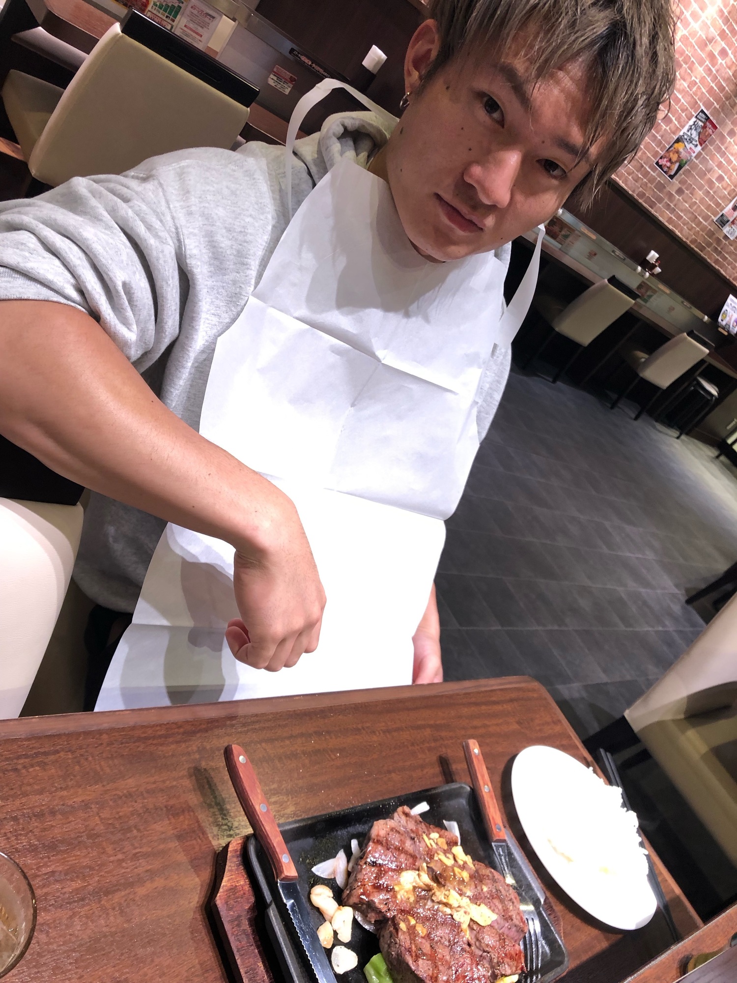 お肉