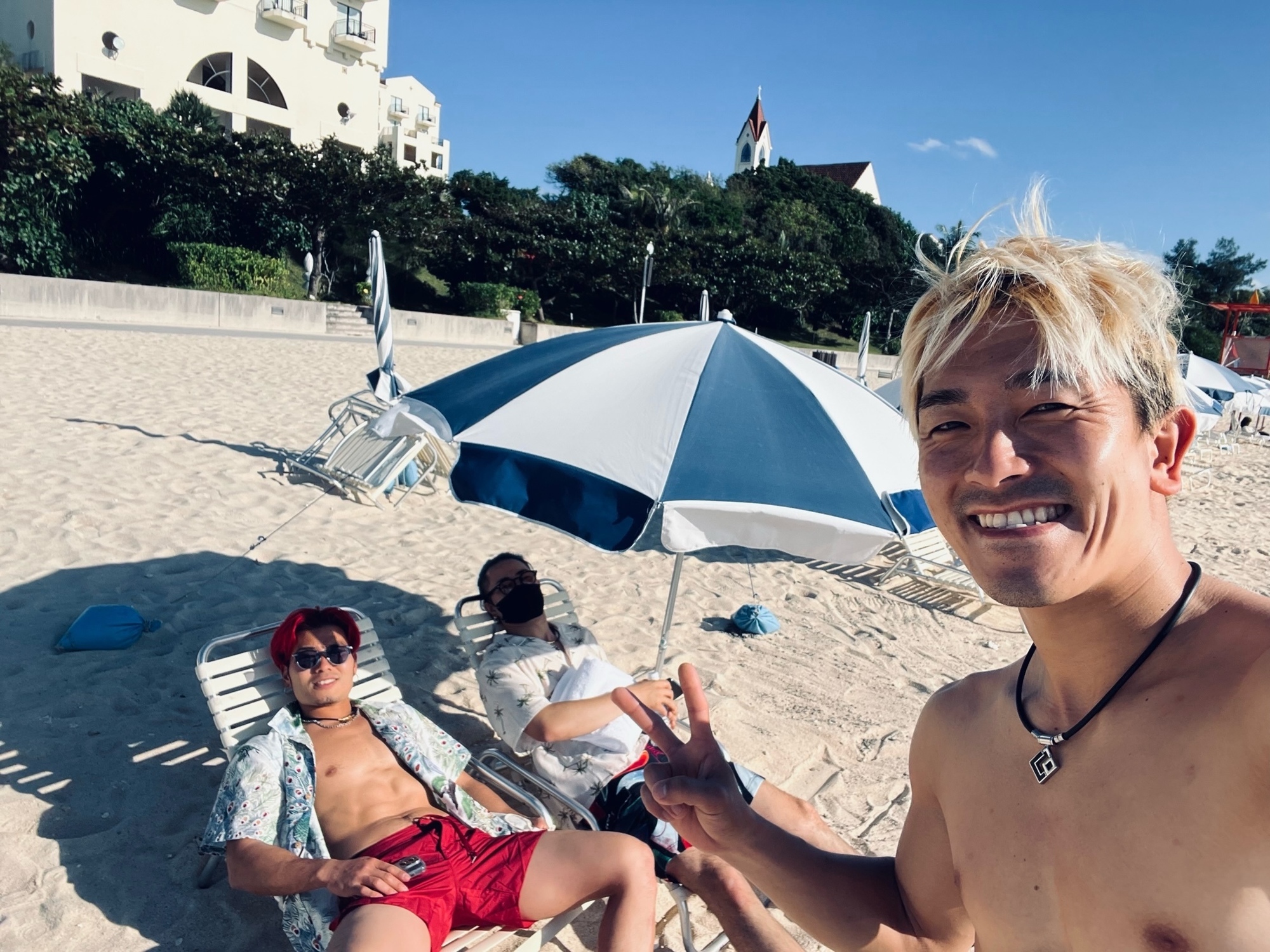 バカンスアザス