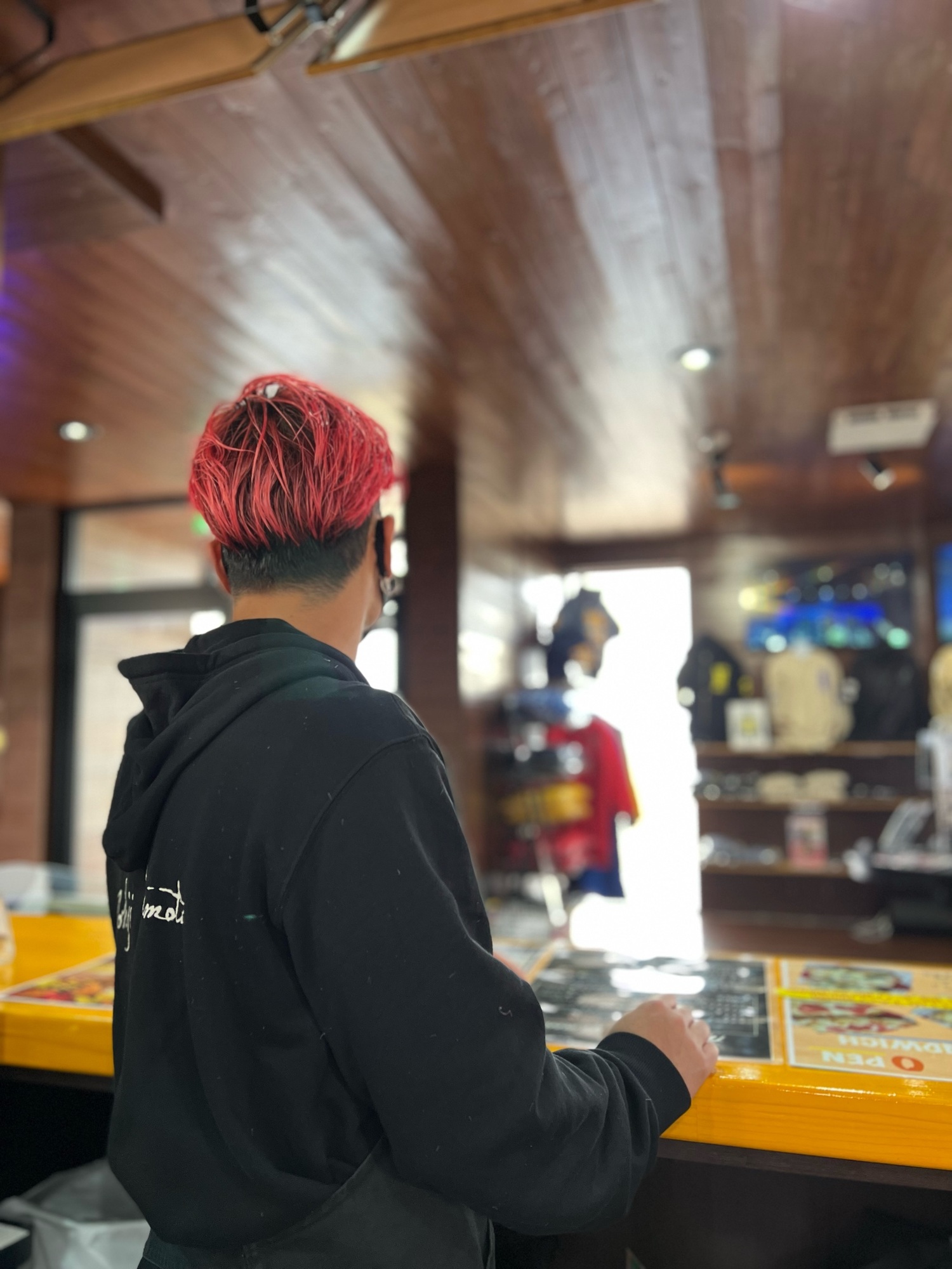 へいいらっしゃい！