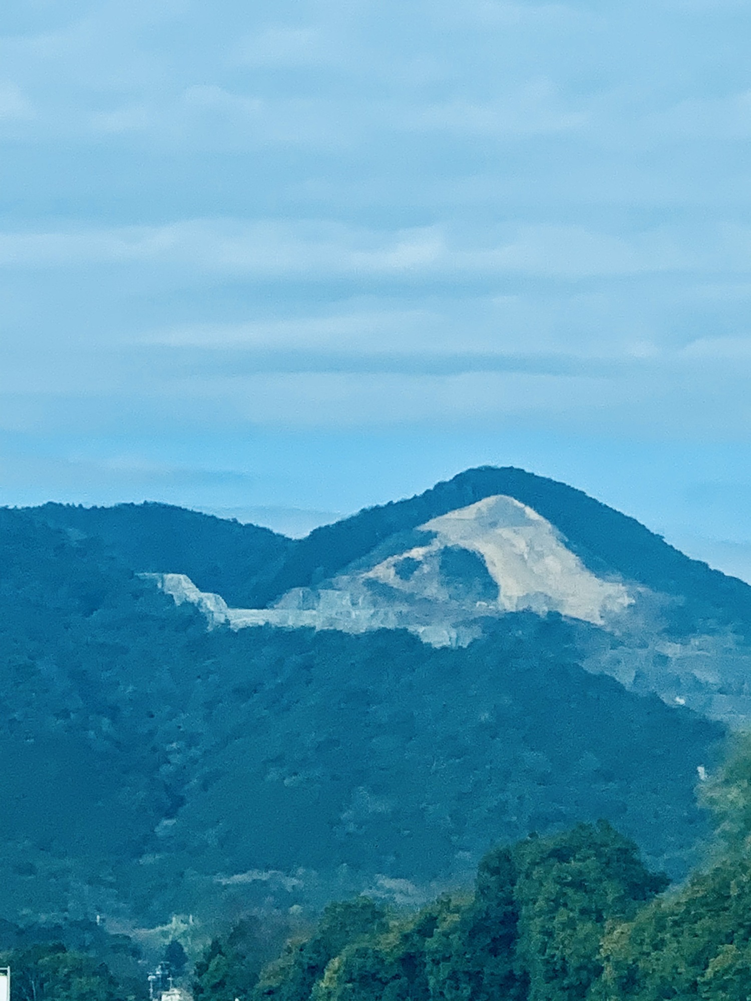 ドクロの山
