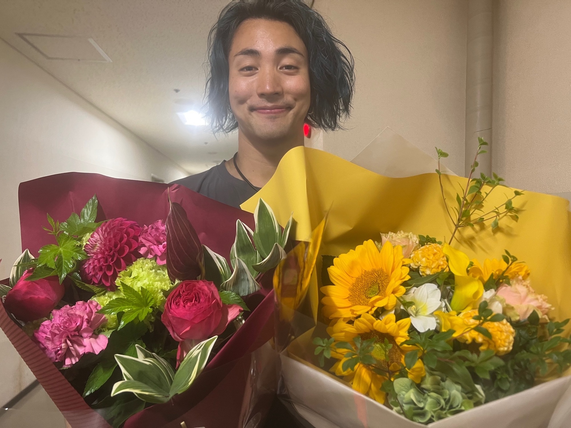 両手に花