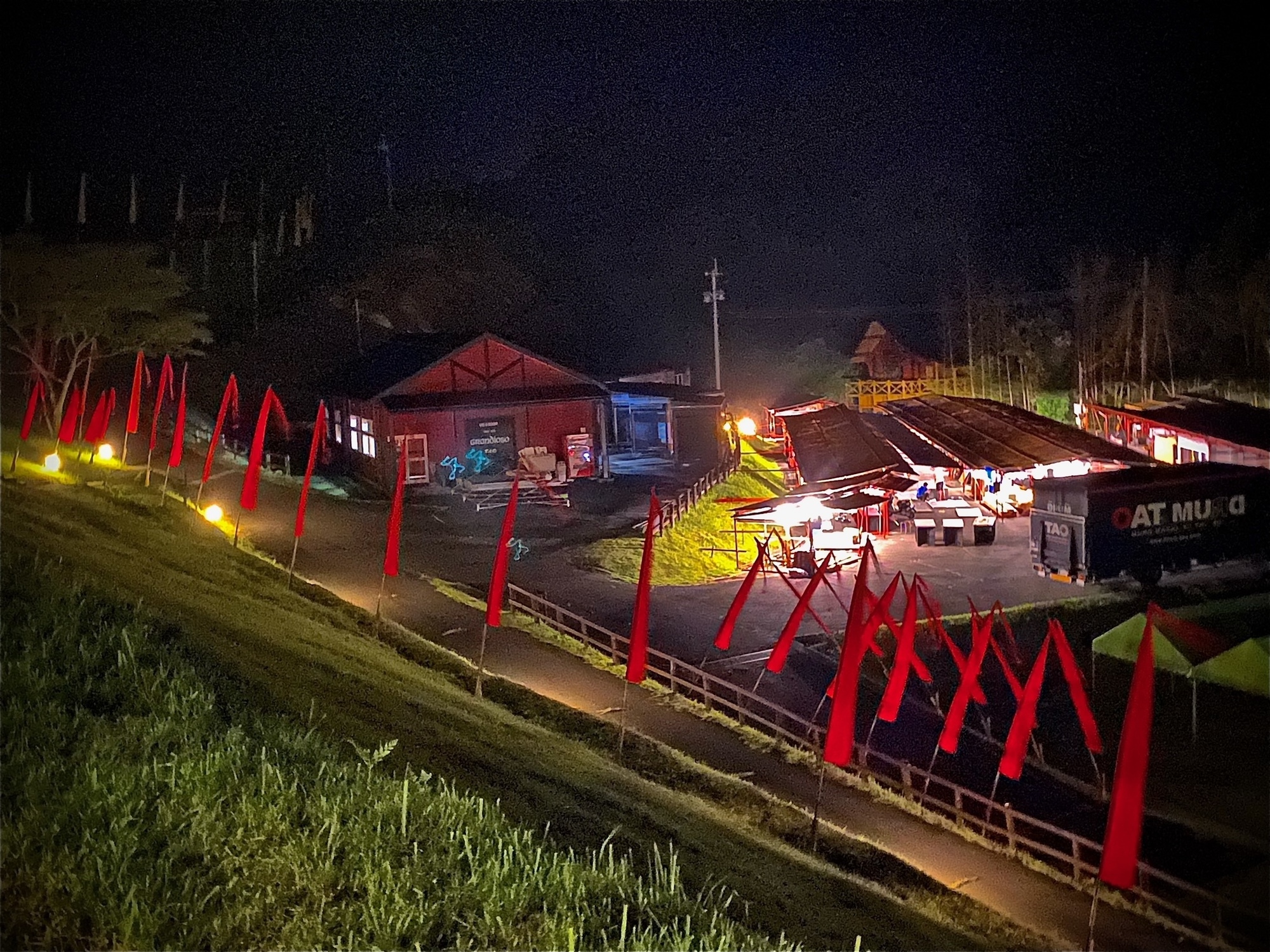 夜の来客