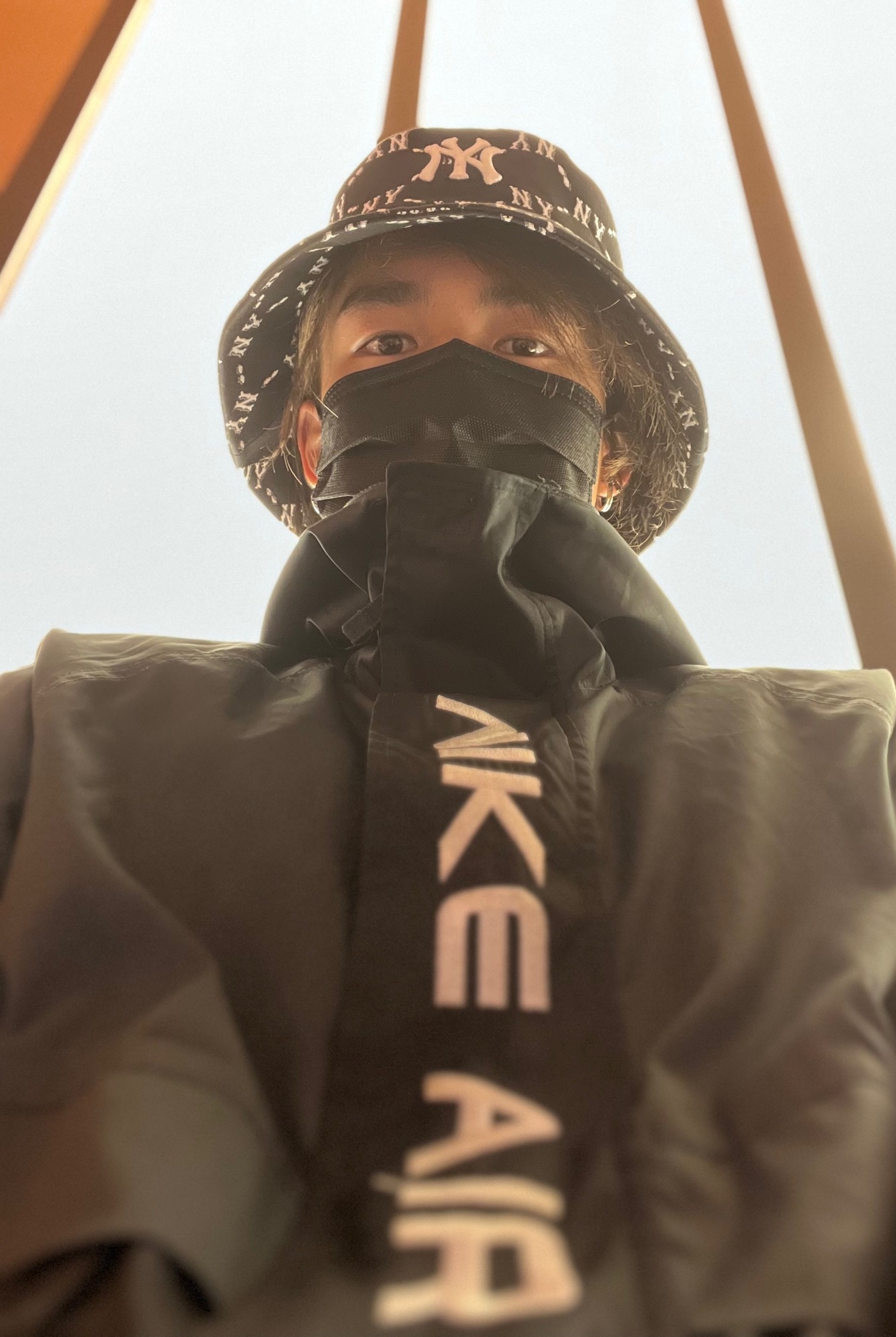 明日も