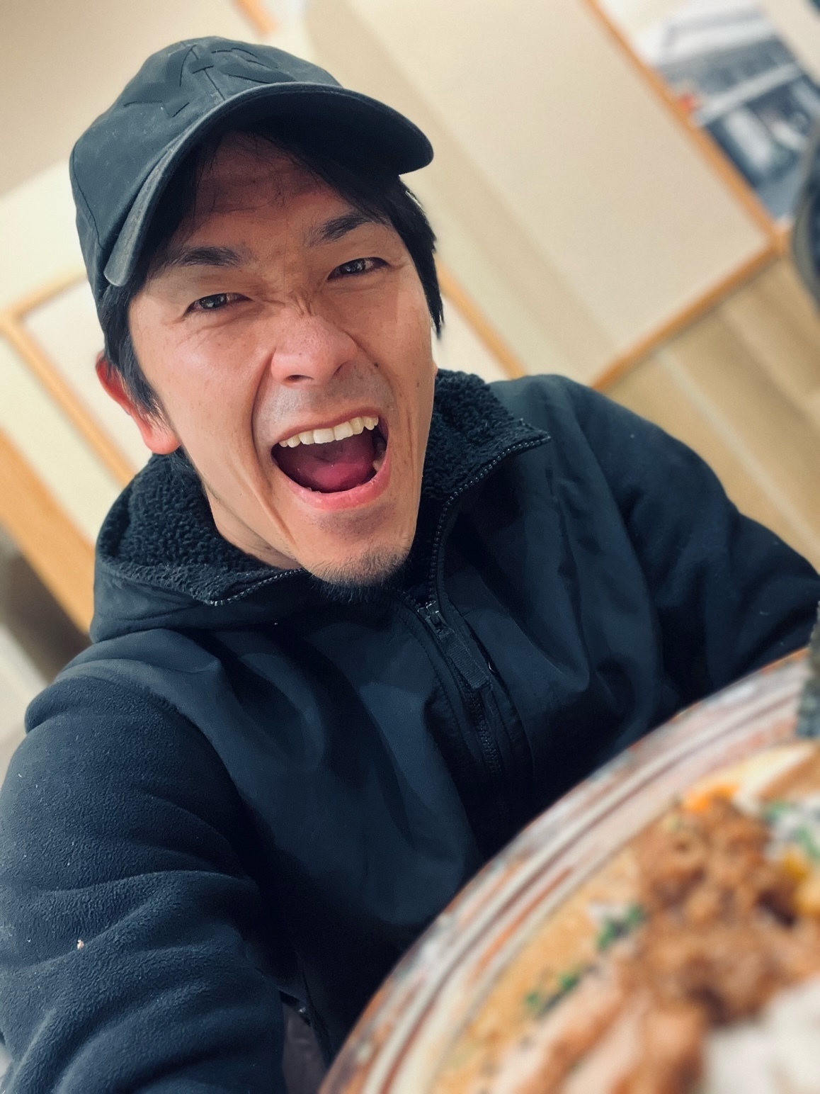 うまいもん食べ