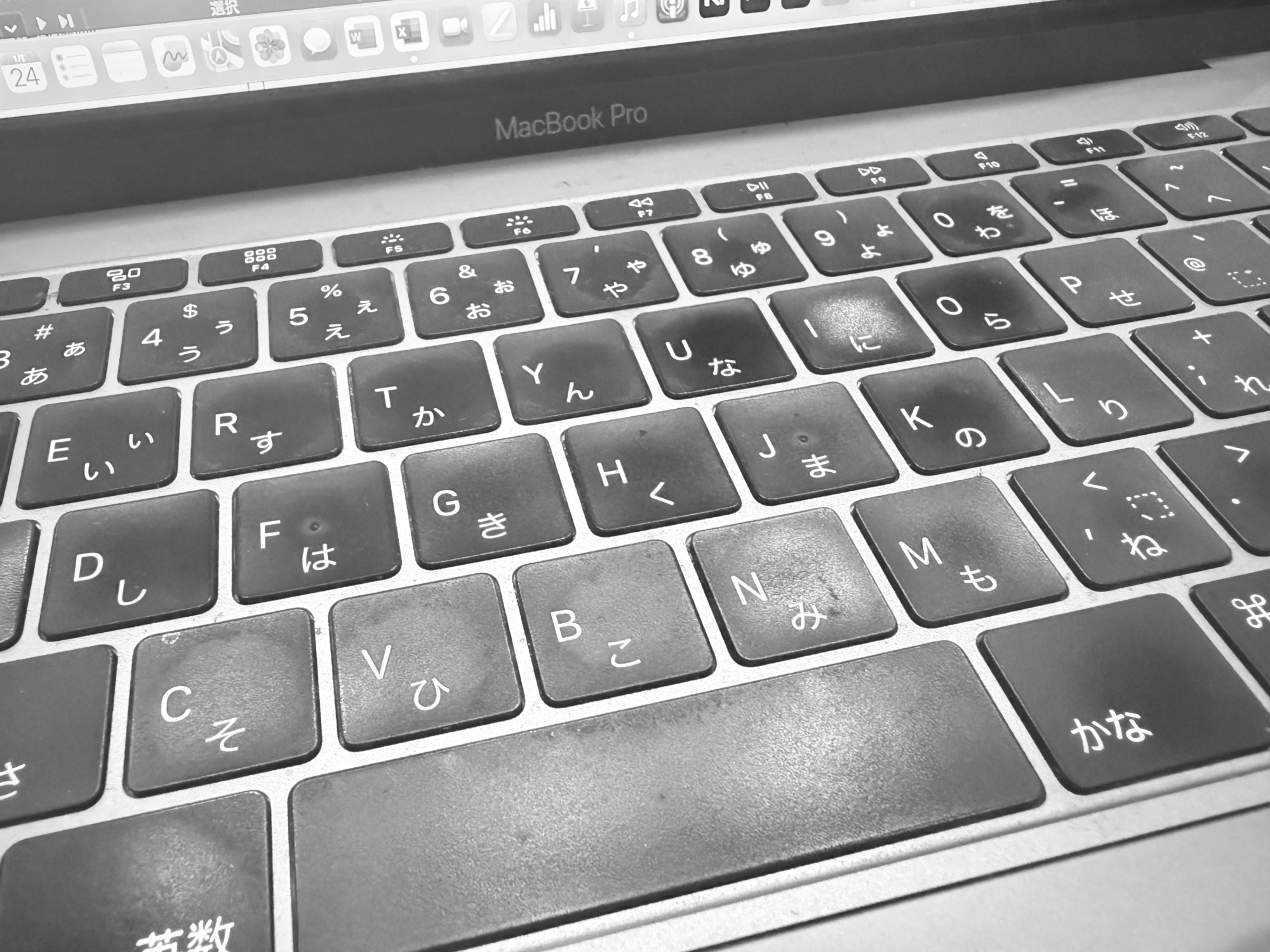 💻