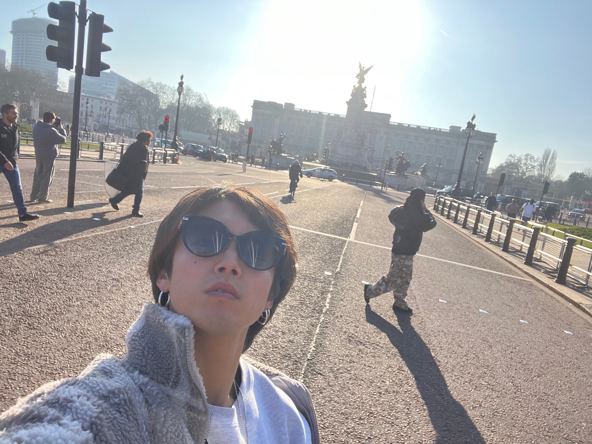 にぃーーー