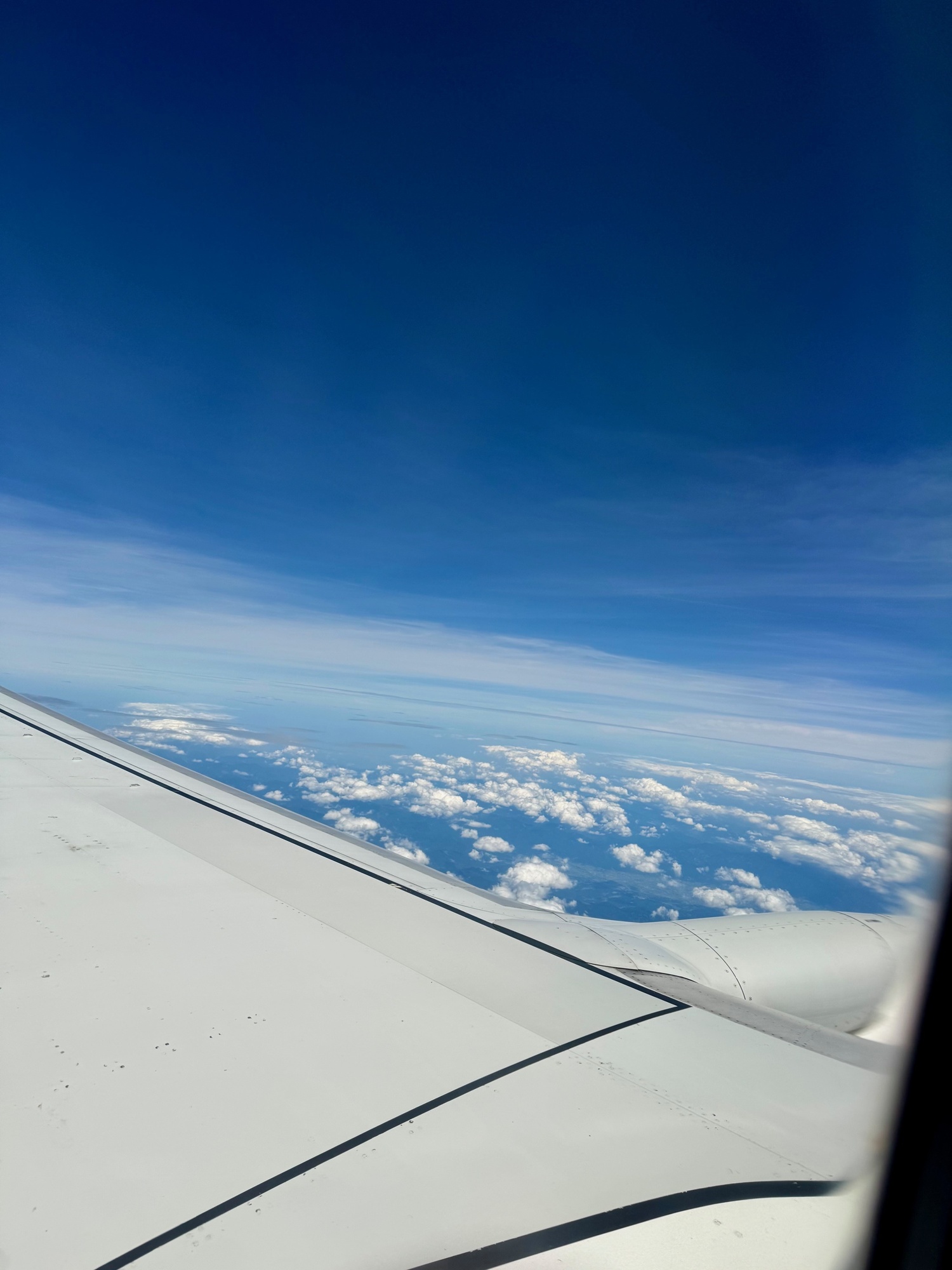 ✈️