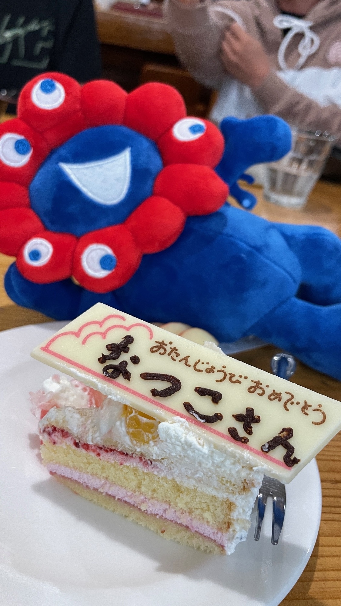- ̗̀ 🎂  ̖́-