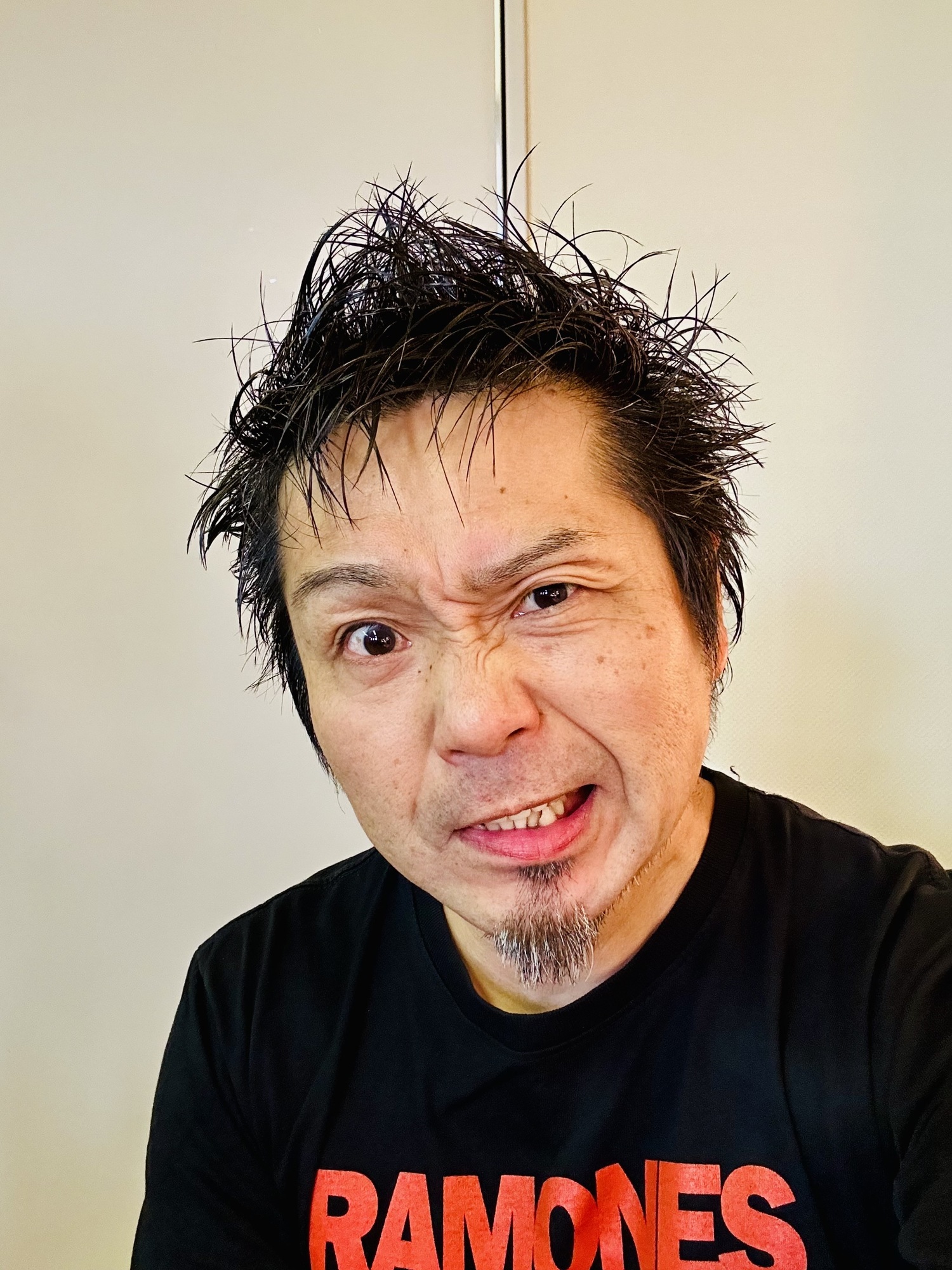 よーく見たら・・・