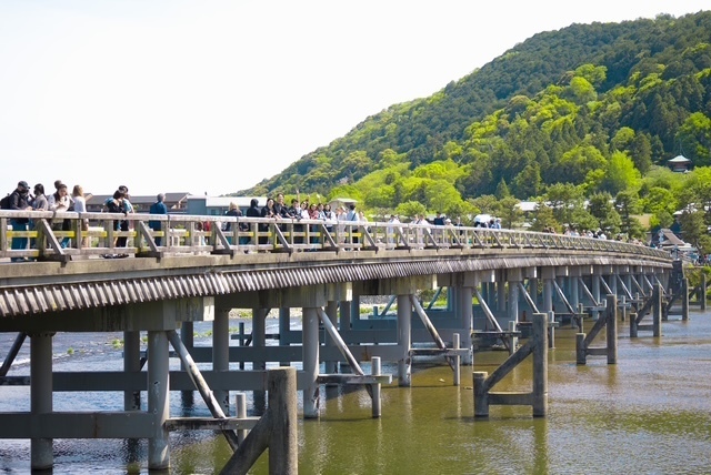 イキヌキノスケ。