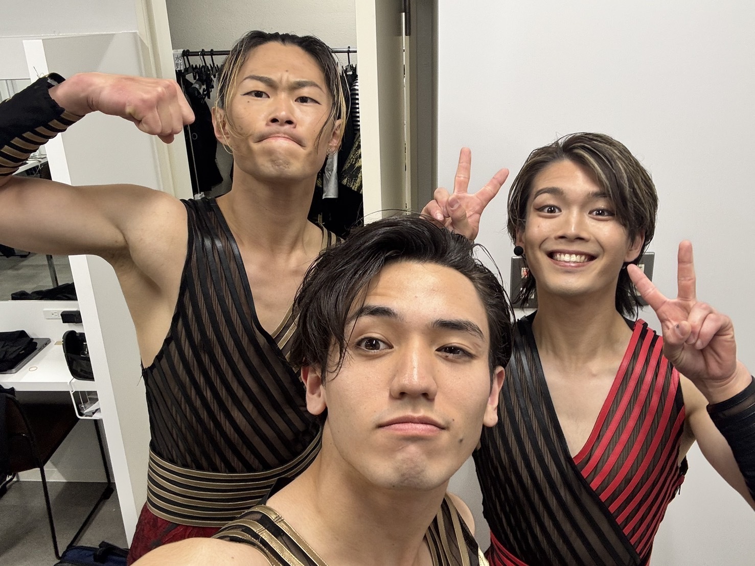 にぃーーー