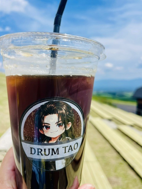 𝗶𝗰𝗲𝗱 𝗰𝗼𝗳𝗳𝗲𝗲。